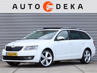 Skoda Octavia Combi 1.4 TSI Greentech Ambition *Panodak*Xenon*Stoelverw.*