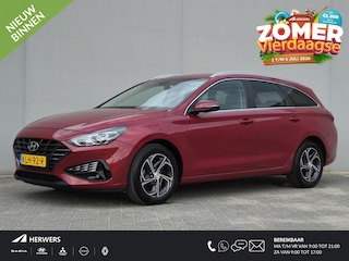 Hyundai i30 1.0 T-GDi MHEV Comfort / Navigatie via Apple Carplay of Android Auto / Stuur- & Stoelverwarming / Achteruitrijcamera / Cruise control / Keyless Entry/Start / Climate control / Parkeersensoren achter /
