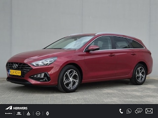 Hyundai i30 1.0 T-GDi MHEV Comfort / Navigatie via Apple Carplay of Android Auto / Stuur- & Stoelverwarming / Achteruitrijcamera / Cruise control / Keyless Entry/Start / Climate control / Parkeersensoren achter /