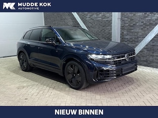 Volkswagen Touareg 3.0 TSi eHybrid 4MOTION R | FINAL EDITION | Luchtvering | Trekhaak | Panoramadak | Dynaudio | 360° Camera