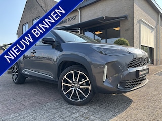 Toyota Yaris Cross 1.5 Hybrid Automaat GR Sport Panoramadak / Trekhaak / Full LED