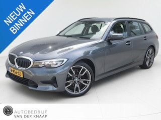 BMW 3-serie Touring 318i Business Edition Plus | Clima | Cruise | Multimedia/Navi | Stoel/-Stuurverwarming | Leder | PDC |