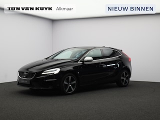 Volvo V40 T3 Automaat Polar+ Sport R-Design / Trekhaak / Panoramadak / Harman Kardon / Stoelverwarming / Parkeercamera / Getint Glas /