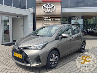 Toyota Yaris 1.0 VVT-i Trend LICHTMETAAL CAMERA BLUETOOTH CLIMA CRUISE