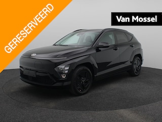 Hyundai Kona Long Range Pure Edition 64.8 kWh | Stuurverwarming | Stoelverwarming | Achteruitrijcamera | 12,3-inch Multimediascherm met navigatie |