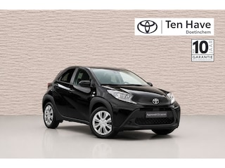 Toyota Aygo 1.0 VVT-i 72PK MT Play | Achteruitrijcamera | Buitenspiegels ele