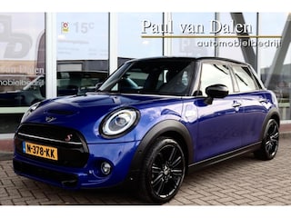 Mini Mini 5-Deurs (f55) 2.0 192PK CHILI Navi | Camera | Pdc | Keyless | Carplay | Cruise | 17 inch Lm |