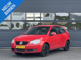 Volkswagen Polo 1.4-16V OPTIVE // MEENEEMPRIJS