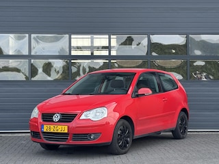 Volkswagen Polo 1.4-16V OPTIVE // MEENEEMPRIJS