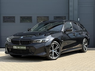BMW 3-serie Touring 320e xDrive M-Sport|LCI|H&K|Pano|Leer