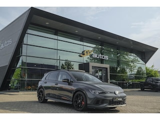 Volkswagen Golf GTI 2.0 TSI Clubsport 300pk Panoramadak IQ light Camera 19" LMV