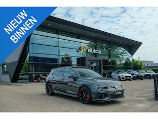 Volkswagen Golf GTI 2.0 TSI Clubsport 300pk Panoramadak IQ light Camera 19" LMV
