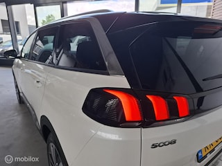 Peugeot 5008 1.2 PureTech Allure