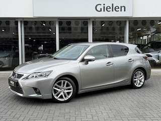 Lexus CT 200h Executive | Leer, Trekhaak, 17 inch, Navigatie, Parkeersensoren, Camera, Licht + Regensensor