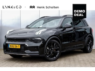 Lynk & Co 01 276PK More | HEICO 21" Wielen | HEICO Verlagingsveren | 360 Graden Camera | Harman Kardon | Panoramadak | Elektrisch bedienbare voorstoel met geheugen | Keyless Entry | Getint glas | Adaptieve Cruise Control | Dodehoekassistent | Sfeerverlichting | Stuurwielverwarming | Stoelverwarming