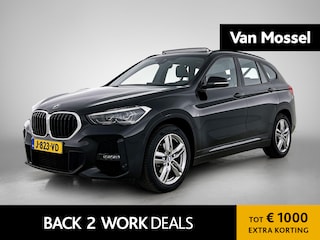BMW X1 sDrive18i Executive Edition | PANORAMADAK | STOELVERWARMING | ELEKTRISCHE KOFFERKLEP | CLIMATE CONTROL | CRUISE CONTROL |