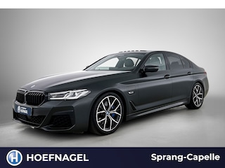 BMW 545e xDrive High Executive M Sport | Dakraam | Camera | Autopilot | Stoel-/Stuurverwarming | CarPlay