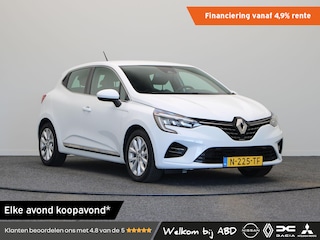 Renault Clio E-Tech Hybrid 140pk Intens | Cruise control | Climate control | Achteruitrijcamera | Navigatie | Apple carplay / Android auto |