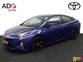 Toyota Prius 1.8 First Edition | Trekhaak | Head Up Display | Keyless Entry | Dealer Onderhouden | Navigatie |