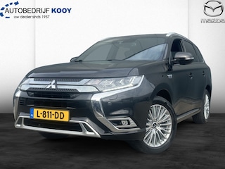 Mitsubishi Outlander 2.4 PHEV Instyle / 1e eigenaar / Schuifdak / Trekhaak / Leer