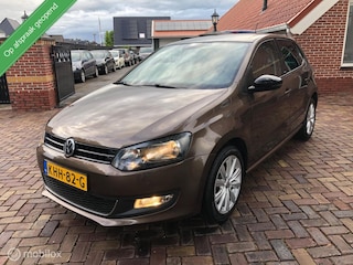 Volkswagen Polo 1.4-16V Style Panodak Nw APK