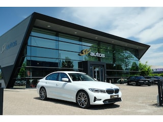 BMW 330e 292pk eDrive Sport Line Sportstoelen Leder Digital cockpit Stoelverwarming LED NLauto Zeer Net!