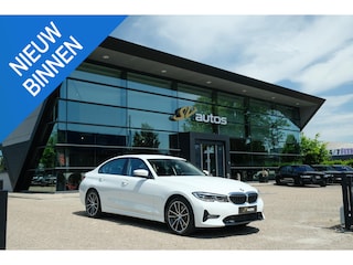 BMW 330e 292pk eDrive Sport Line Sportstoelen Leder Digital cockpit Stoelverwarming LED NLauto Zeer Net!