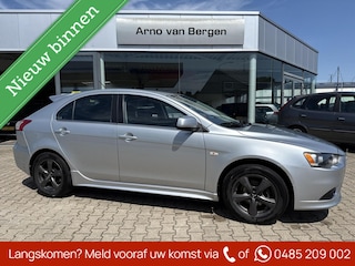 Mitsubishi Lancer Sportback 1.8 Intense, climatronic, cruisecontrol, trekhaak.