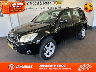 Toyota RAV4 2.0 VVTi Linea Terra 4WD 2000KG Trekgewicht | Lederen bekleding | Multimediascherm | Cruise control | Afneembare trekhaak | Airco | Nederlands geleverd
