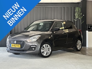 Suzuki Swift 1.2 Select Smart Hybrid | Achteruitrijcamera | Stoelverwarming | Carplay | Airco | LMV 16 |