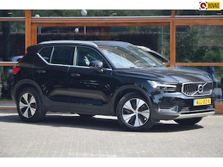 Volvo XC40 T5 Hybride | Camera | Apple CarPlay | Keyless Entry | Volvo On Call |