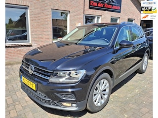 Volkswagen Tiguan 1.4 TSI Comfortline Business. 1ste eigenaar, 100% dealer onderhouden. O.a. navi, carplay, adap.cruise, etc.