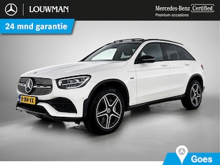 Mercedes-Benz GLC 300e 4MATIC | Trekhaak | Panoramadak | Stoelverwarming | 360° camera | Inclusief 24 maanden Mercedes-Benz Certified garantie voor Europa.