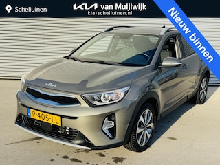 Kia Stonic 1.0 T-GDi MHEV DynamicPlusLine NW geleverd & Onderhouden | Clima | Cruise | Camera | Keyless | Privacyglass | DAB+