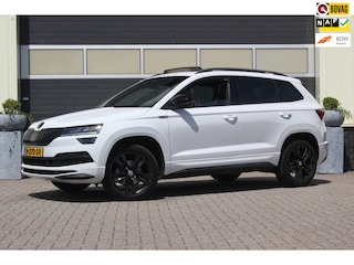 Skoda Karoq 1.5 TSI ACT Sportline Business | Panoramadak |