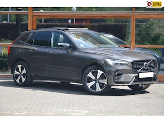 Volvo XC60 T6 Hybride AWD Plus Dark | Panoramadak | Harman/Kardon | Camera | Stoel + Stuur Verwarmd |