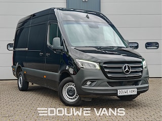 Mercedes-Benz Sprinter L2H2 319 Automaat Zwart Trekhaak LED 360 Camera