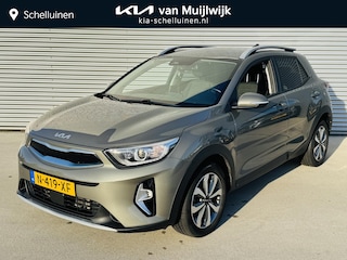 Kia Stonic 1.0 T-GDi MHEV DynamicPlusLine NW geleverd & Onderhouden | Clima | Cruise | Camera | Keyless | Privacyglass | DAB+