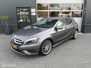 Mercedes-Benz A180 7G-DCT Automaat / CarPlay / Camera