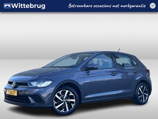 Volkswagen Polo 1.0 TSI Life / Navigatie / App connect / Fabrieksgarantie 10-27 / Parkeersensoren V+A /