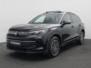 Volkswagen Tiguan 1.5 eHybrid Life Edition 204PK DSG Panoramadak, Trekhaak, 360gr. Camera, Zwarte hemelbekleding, 18" LM Velgen, Navi via Apple Carplay/Android Auto, Keyless, Elektr. Achterklep, Side Assist