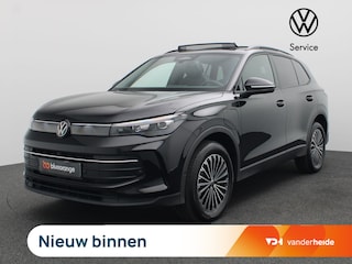 Volkswagen Tiguan 1.5 eHybrid Life Edition 204PK DSG Panoramadak, Trekhaak, 360gr. Camera, Zwarte hemelbekleding, 18" LM Velgen, Navi via Apple Carplay/Android Auto, Keyless, Elektr. Achterklep, Side Assist