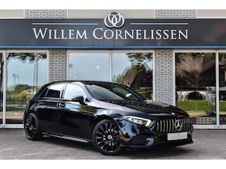 Mercedes-Benz A-klasse 200 Business Solution AMG Upgrade Aut. Camera Stoelverwarming Xenon/LED 18"LMV