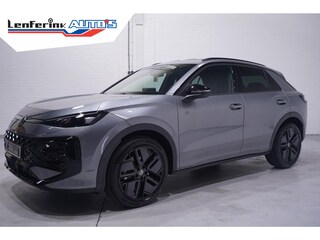 Volkswagen T-Roc 1.5 eTsi R-Line First Edition IQ.light Apple Carplay Black style Stoel-/stuur verwarming 19 Inch Camera R-Line interieur