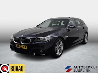 BMW 5-serie Touring 520i Aut. M-Pakket Pano/Trekhaak/Camera/Leder/Nav/ El.Klep/Stoelverw.