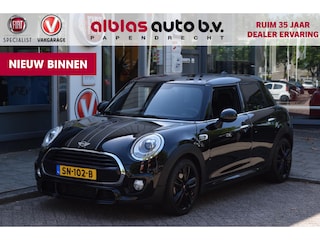 Mini Cooper 5-Deurs 1.5 Chili Serious Business|JCW|