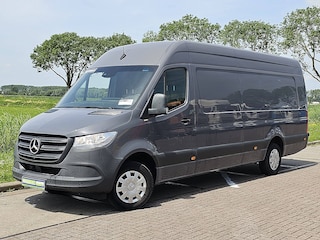 Mercedes-Benz Sprinter 317 1.9 CDI L4H2 RWD L4H2 XXL Automaat PDC Mbux Navi Camera 3 Zits MF Stuur Cruise Control Leer Airco Euro6 170 PK
