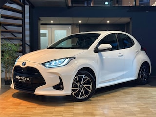 Toyota Yaris 1.5 Hybrid Dynamic Dealeronderhoude Fab.Gar.Laag Km