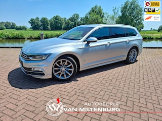 Volkswagen Passat Variant 1.5 TSI Highline Business R Digi dash leder Apple/android