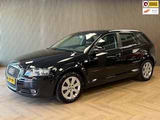 Audi A3 Sportback 1.6 FSI Ambiente AIRCO NAVIGATIE CRUISE